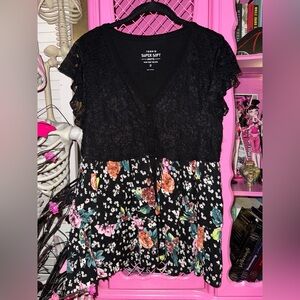 Torrid Black Floral Super Soft V-Neck Lace Bodice Tiered Babydoll Top 0